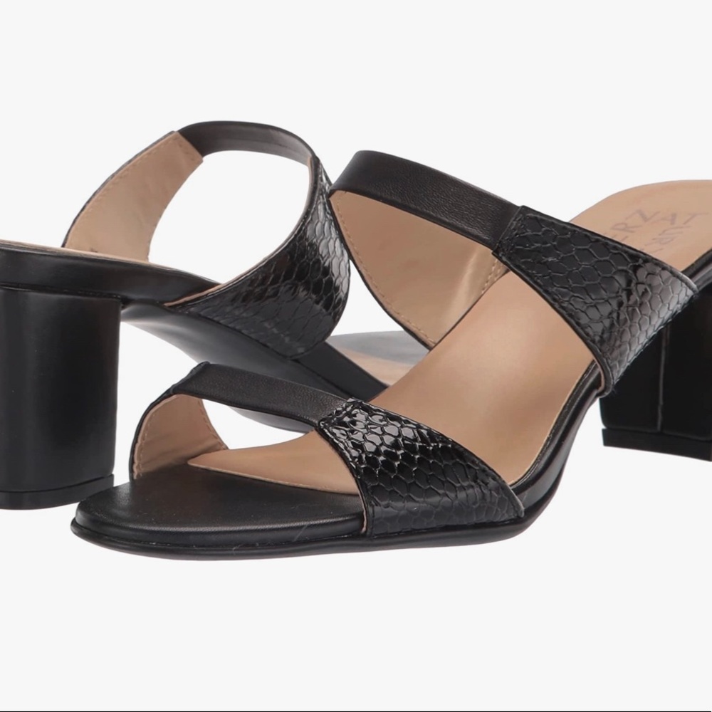 Venus sandals by Naturalizer, black, size 4M